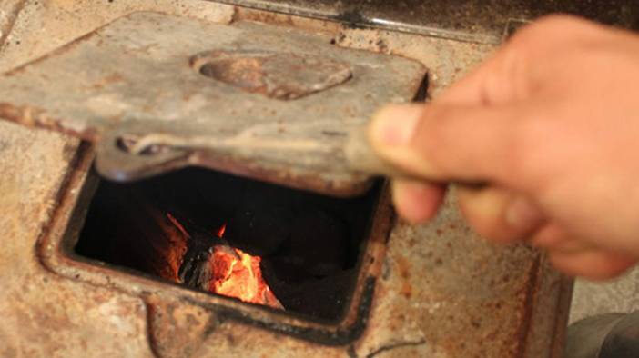 Odun sobası nasıl temizleniyor? İşte en kolay odun sobası yakma yöntemi 1